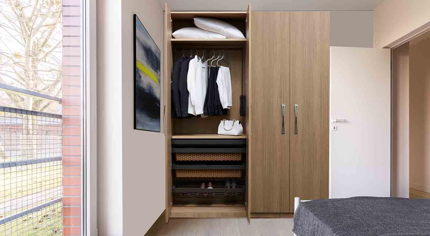 Enhanced hinged wardrobe